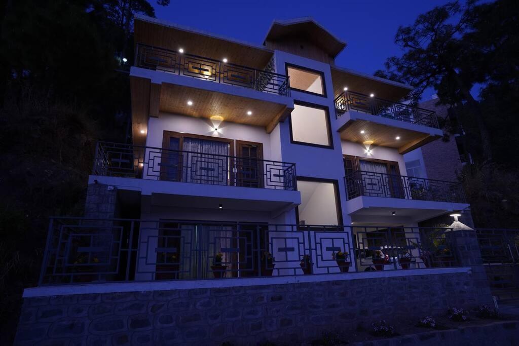 The Cerro Rico - 3 Bhk Modern Villa Касаули Екстериор снимка